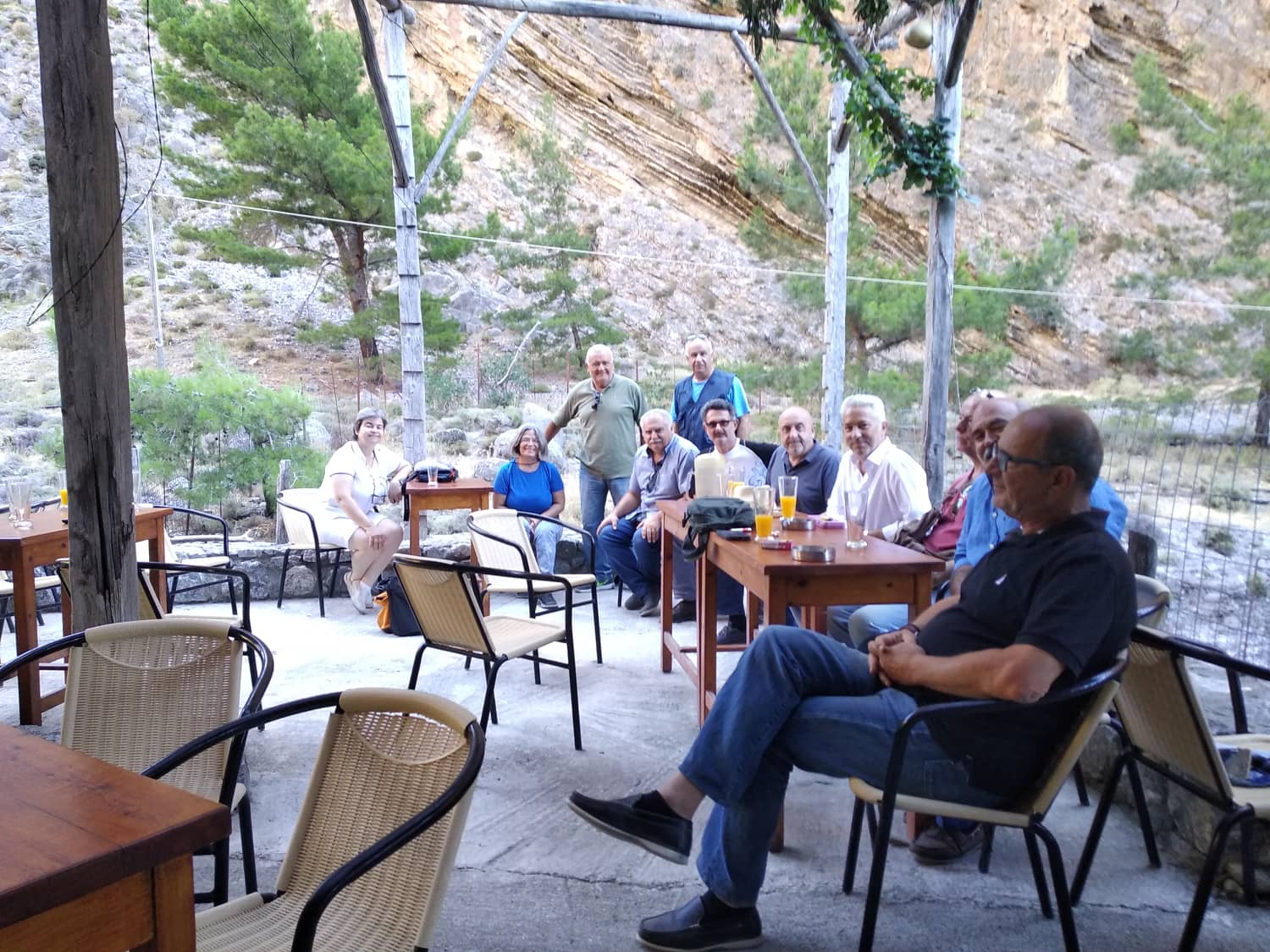 36587302 246736616131279 956059410851954688 n